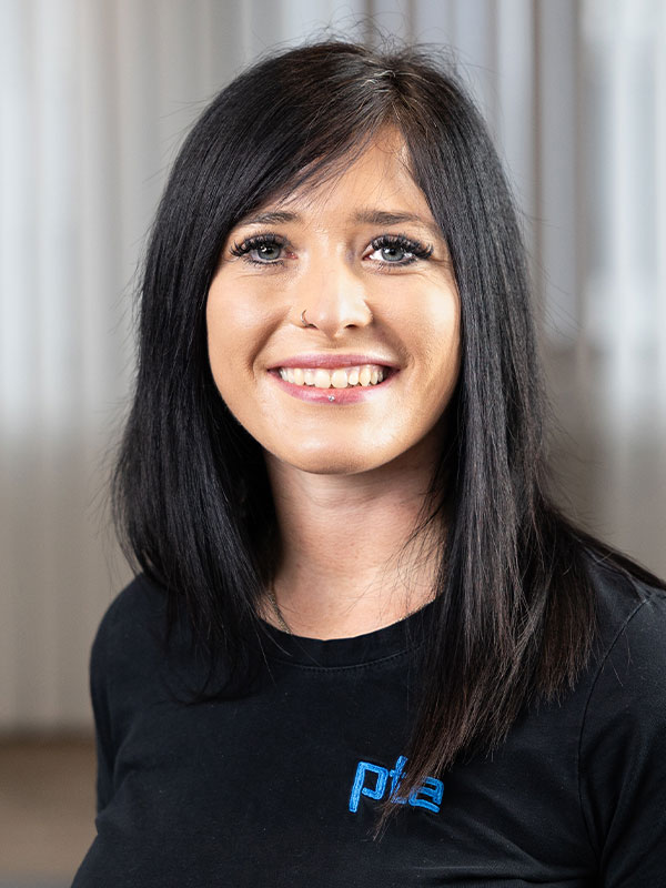 Angelika Erhardt Assistentin